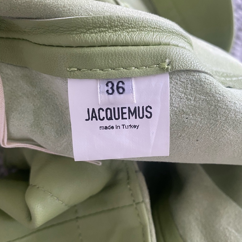 Jacquemus Green High-Waist Tailored Shorts - Picture 5 of 10